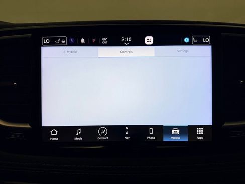 Used 2023 Chrysler Pacifica Limited FWD image 22