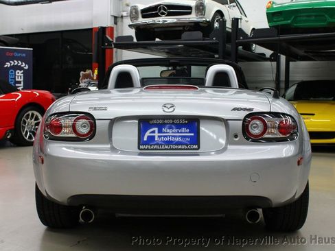 Used 2006 MAZDA MX-5 Miata Touring image 7