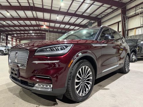 Used 2020 Lincoln Aviator Reserve w/ Equipment Group 201A AWD/4WD image 9