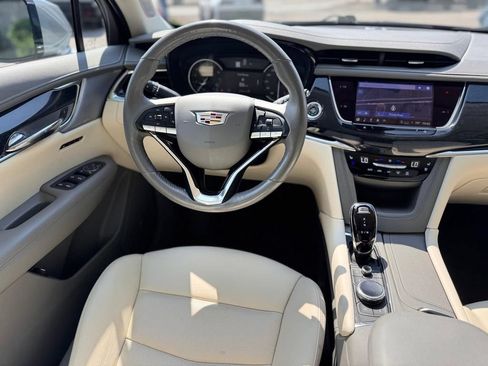 Used 2024 Cadillac XT6 Premium Luxury AWD/4WD image 26