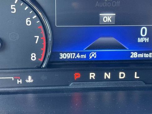 Used 2023 Ford Explorer XLT AWD/4WD image 13