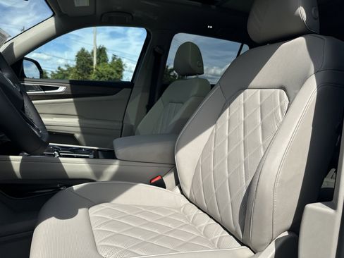 New 2026 Volkswagen Atlas SEL Premium R-Line image 26