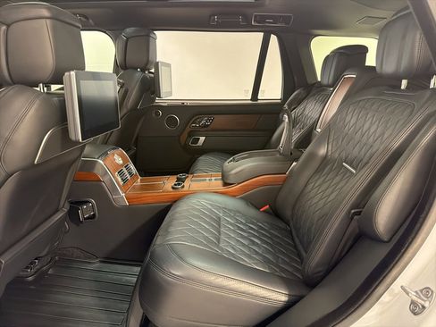 Used 2020 Land Rover Range Rover SV Autobiography Dynamic image 22