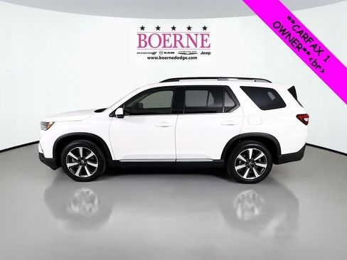 Used 2024 Honda Pilot Touring image 4