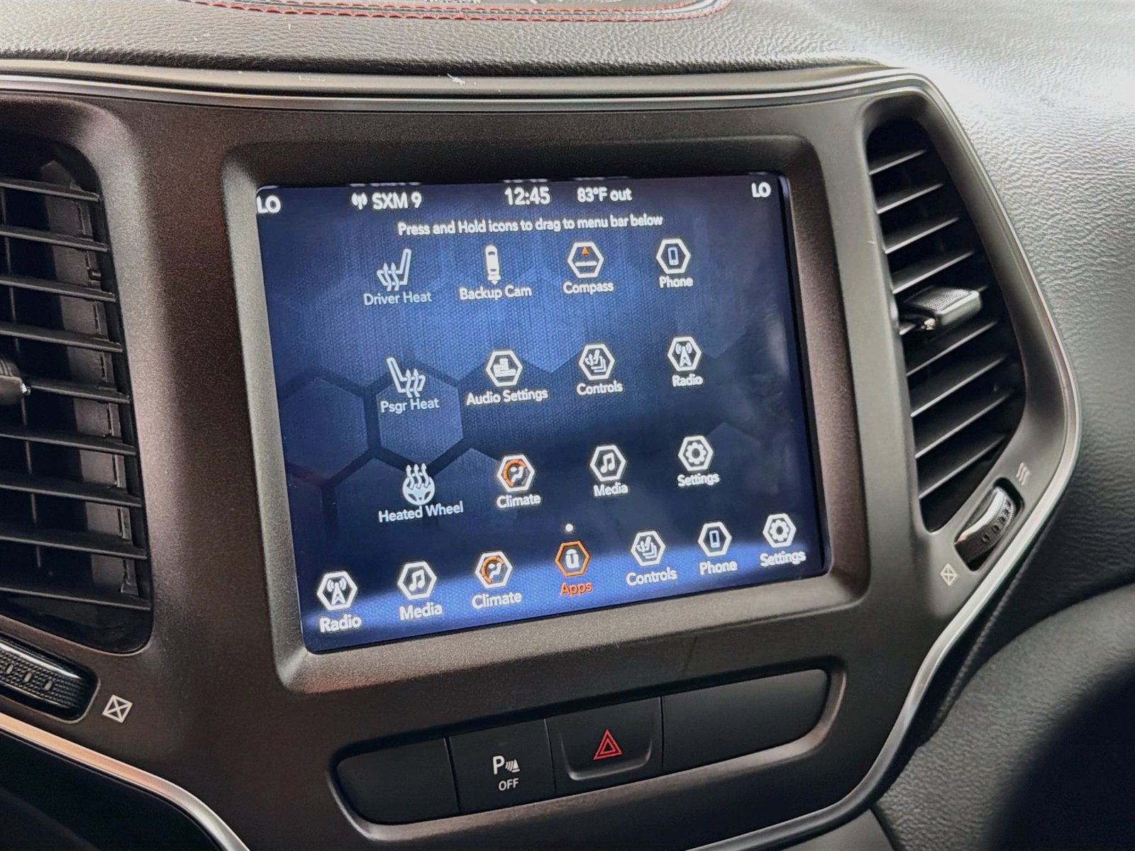 Used 2019 Jeep Cherokee Trailhawk w/ Cold Weather Group AWD/4WD image 13