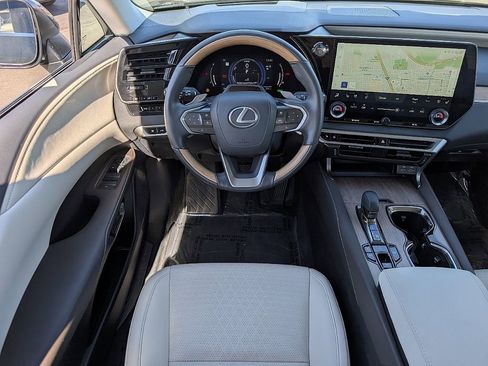Used 2024 Lexus RX 350 image 21