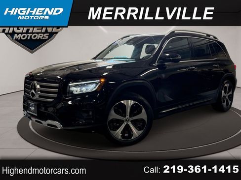 Used 2025 Mercedes-Benz GLB 250 4MATIC image 1