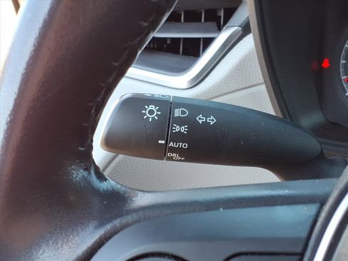 Certified 2022 Toyota Corolla Cross LE image 17