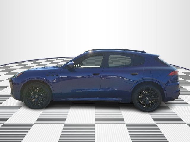 Certified 2025 Maserati Grecale Modena AWD/4WD image 8