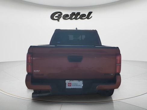 Used 2024 Toyota Tacoma TRD Sport w/ TRD Sport Upgrade Package image 7