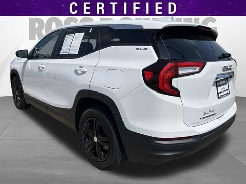 Used 2024 GMC Terrain SLE FWD image 6