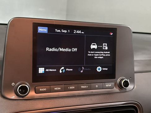 Used 2023 Hyundai Kona SEL AWD/4WD image 15