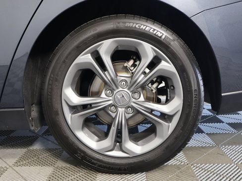 Used 2024 Honda Accord EX image 16