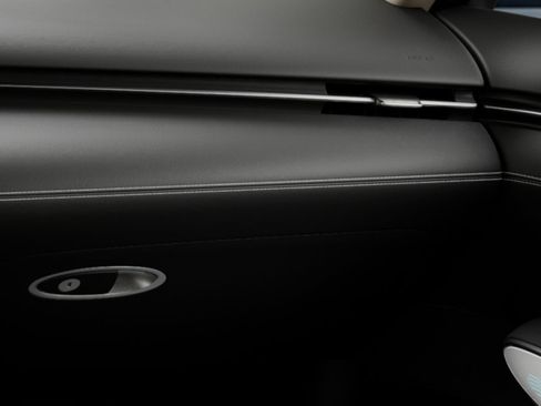 New 2026 Genesis GV70 2.5T Advanced AWD/4WD image 25