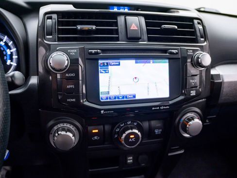 Used 2019 Toyota 4Runner TRD Off-Road Premium AWD/4WD image 27
