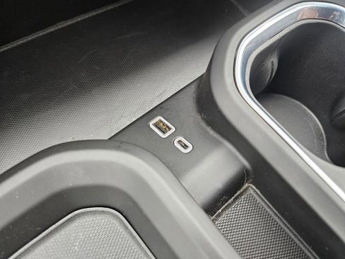 Used 2025 GMC Sierra 2500 Denali Ultimate w/ Max Trailering Package image 21