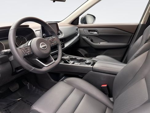 Used 2023 Nissan Rogue SV w/ SV Premium B Package AWD/4WD image 10
