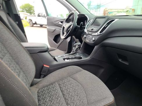 Used 2024 Chevrolet Equinox LT AWD/4WD image 19