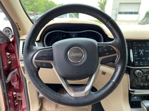 Used 2020 Jeep Grand Cherokee Limited w/ Luxury Group II AWD/4WD image 10