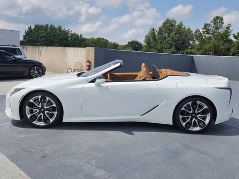 Used 2022 Lexus LC 500 Convertible w/ Touring Package RWD image 2