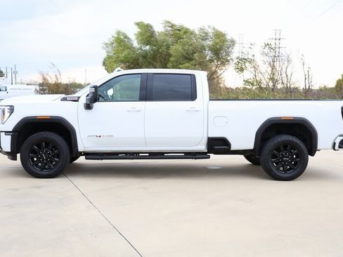 Certified 2025 GMC Sierra 3500 AT4 w/ Technology Package image 5