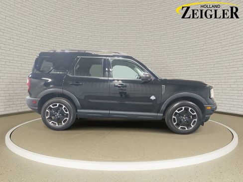 Used 2023 Ford Bronco Sport Outer Banks AWD/4WD image 4