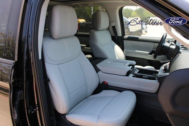 New 2027 Ford Expedition Platinum RWD image 7