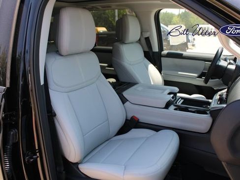 New 2027 Ford Expedition Platinum RWD image 7