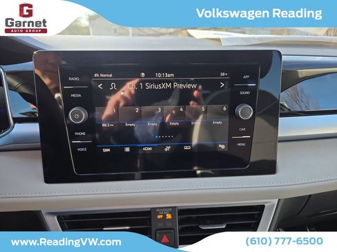 New 2026 Volkswagen Taos SE image 17