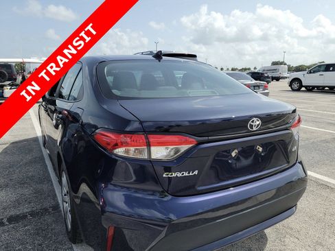 Used 2021 Toyota Corolla LE FWD image 4