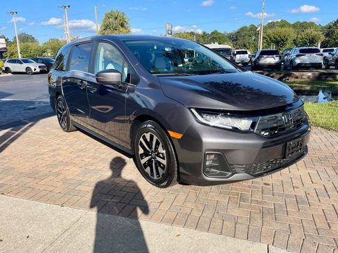 Used 2025 Honda Odyssey EX-L image 8