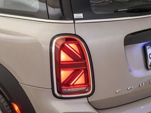 Used 2023 MINI Cooper Countryman S w/ Signature Upholstery Package FWD image 12