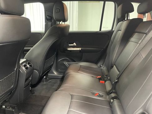 Certified 2023 Mercedes-Benz GLB 250 4MATIC image 25