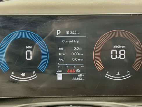 Used 2025 Hyundai Tucson SEL AWD/4WD image 19