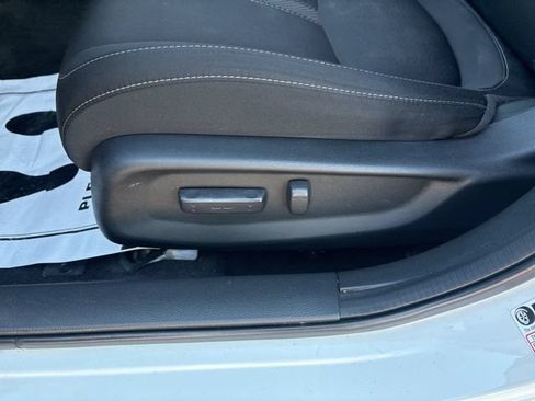 Used 2020 Honda Civic EX image 6