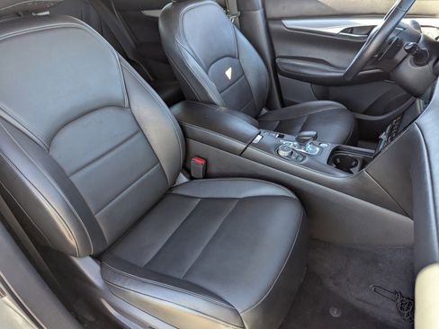 Used 2019 INFINITI QX50 Luxe w/ Navigation Package image 12