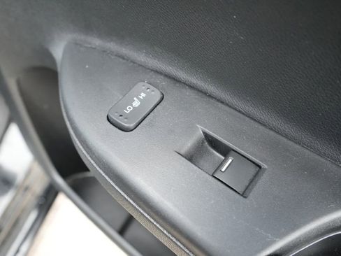 Used 2016 Honda Accord Touring image 15