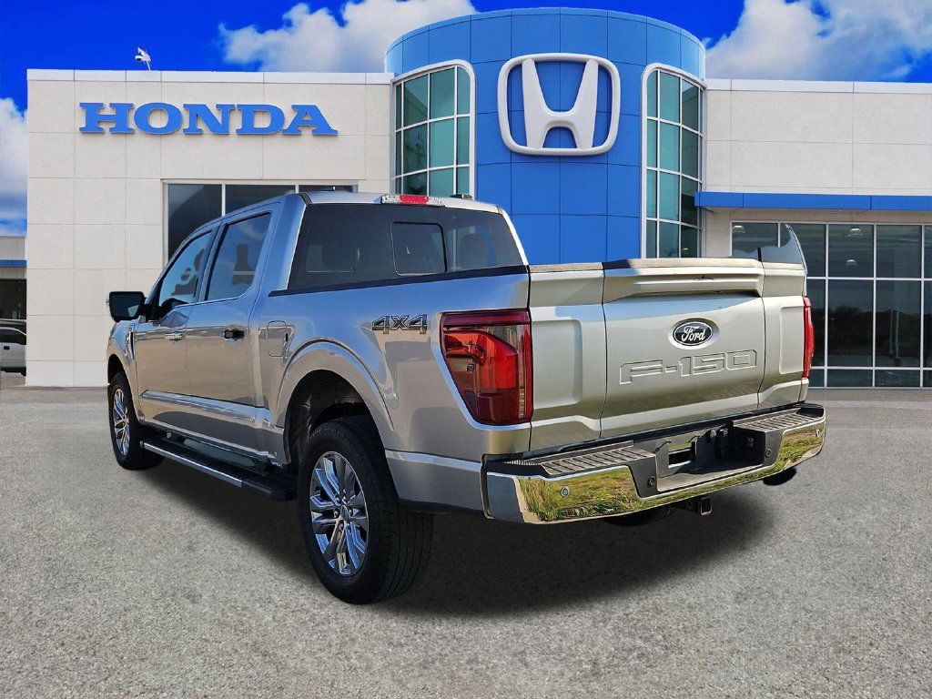 Used 2024 Ford F150 Lariat w/ Bed Utility Package AWD/4WD image 14