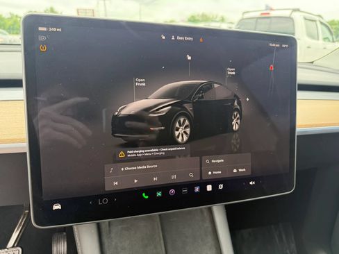 Used 2023 Tesla Model Y Long Range AWD/4WD image 16