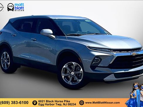 Used 2025 Chevrolet Blazer LT AWD/4WD image 10