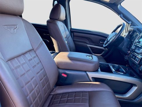 Used 2024 Nissan Titan Platinum Reserve w/ Moonroof Package image 27