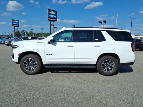 Used 2021 Chevrolet Tahoe Z71 w/ Z71 Off-Road Package AWD/4WD image 2