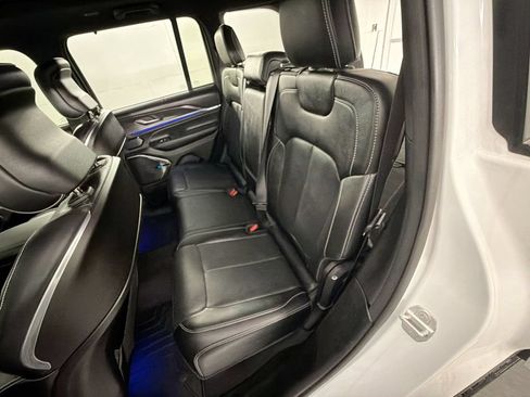 Used 2023 Jeep Grand Cherokee Overland w/ Adv Protech Group III RWD image 26
