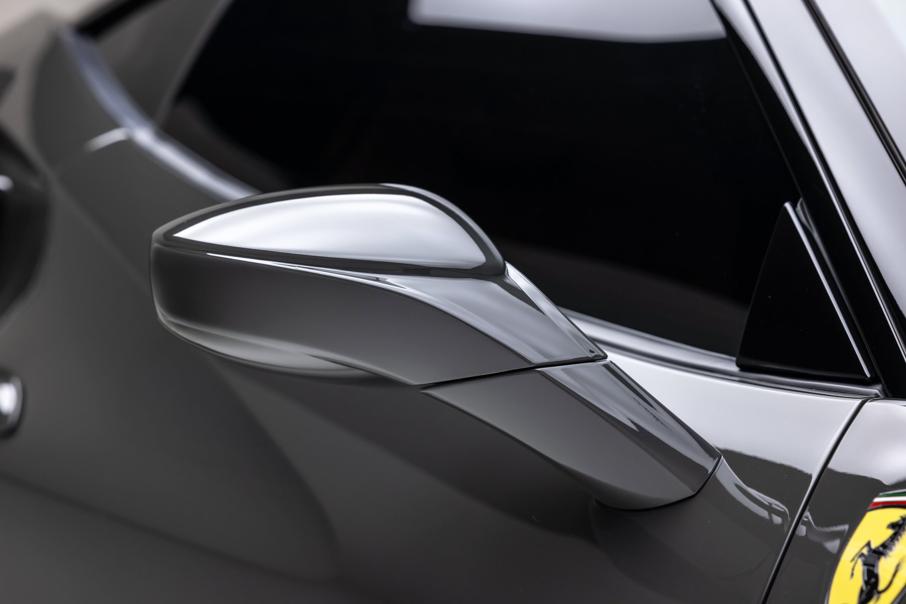 Certified 2022 Ferrari F8 Tributo RWD image 26