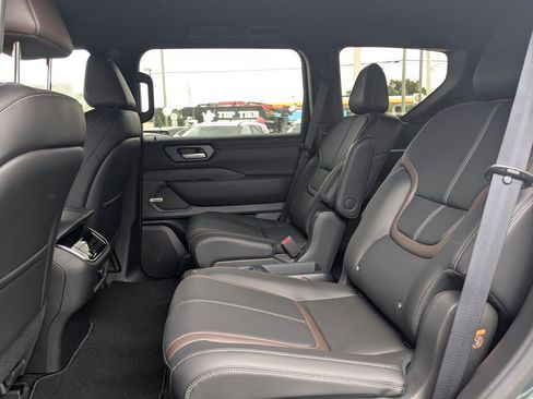 New 2026 Nissan Armada SL w/ Captain's Chari Seat Package RWD image 14