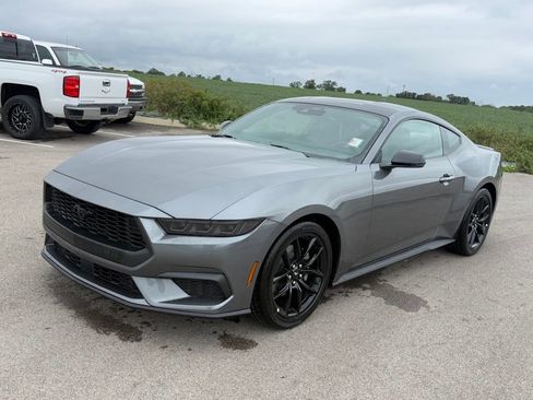 New 2025 Ford Mustang Premium image 39
