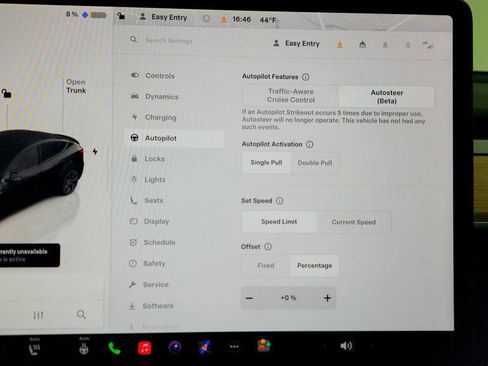 Used 2025 Tesla Model Y Long Range AWD/4WD image 18
