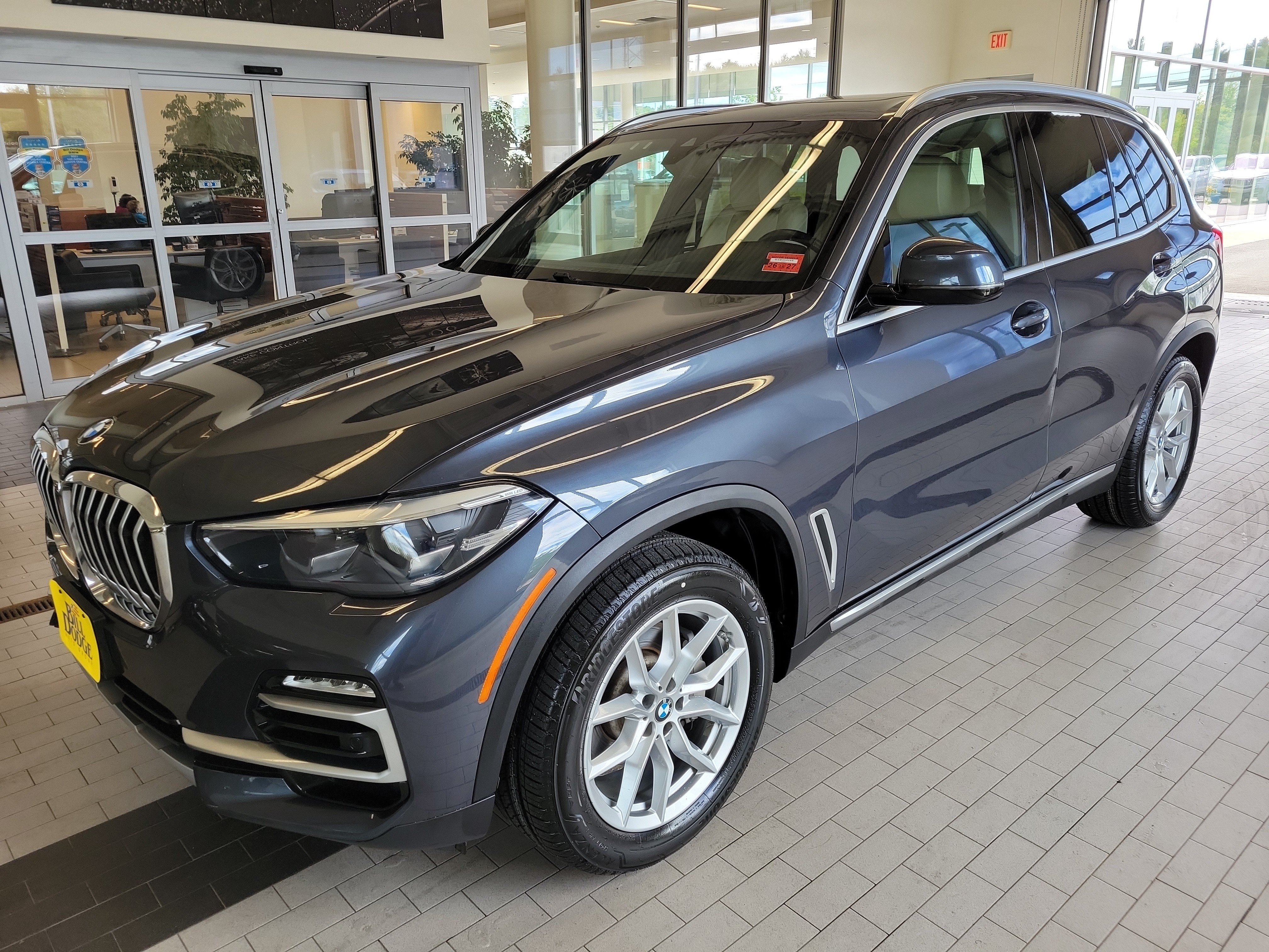 Used 2019 BMW X5 xDrive40i w/ Premium Package 2 AWD/4WD image 1