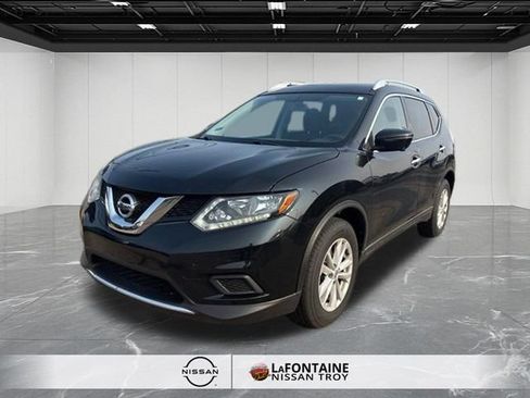 Used 2016 Nissan Rogue SV w/ SV Premium Package AWD/4WD image 1