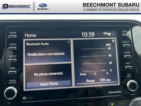 Used 2021 Toyota Highlander L image 12